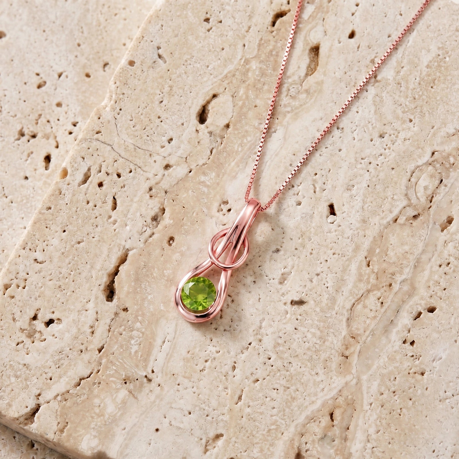 Rose Gold Pendant Necklace Peridot 10K — Serafina