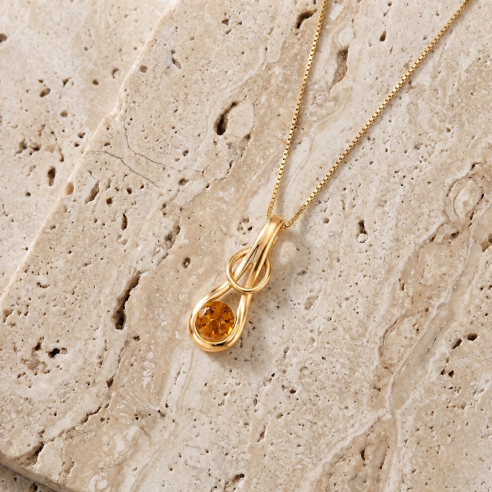 Yellow Gold Pendant Necklace Citrine 10K — Serafina