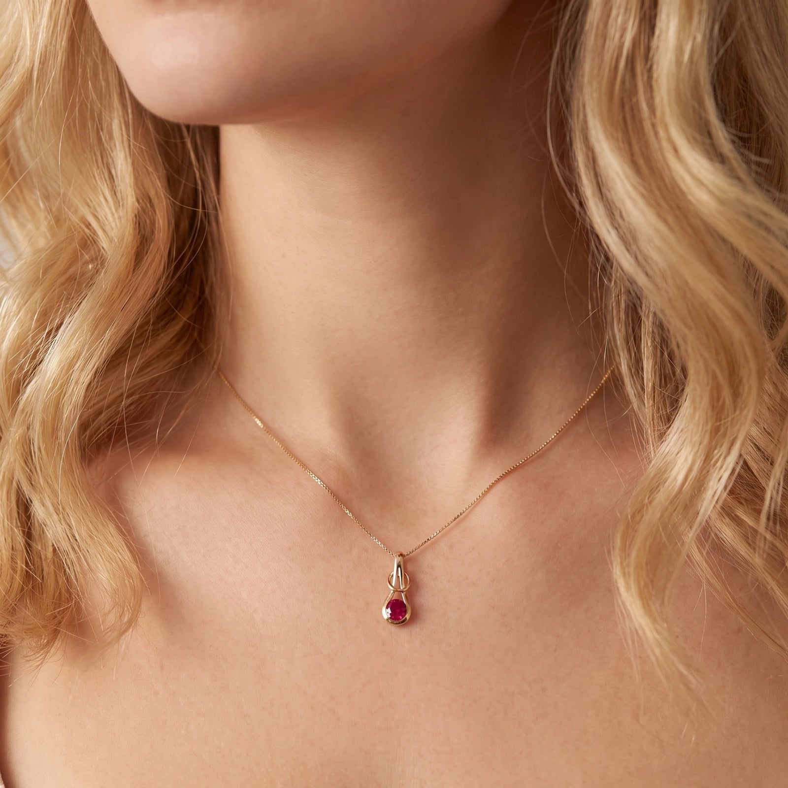 Yellow Gold Pendant Necklace Ruby 10K — Serafina