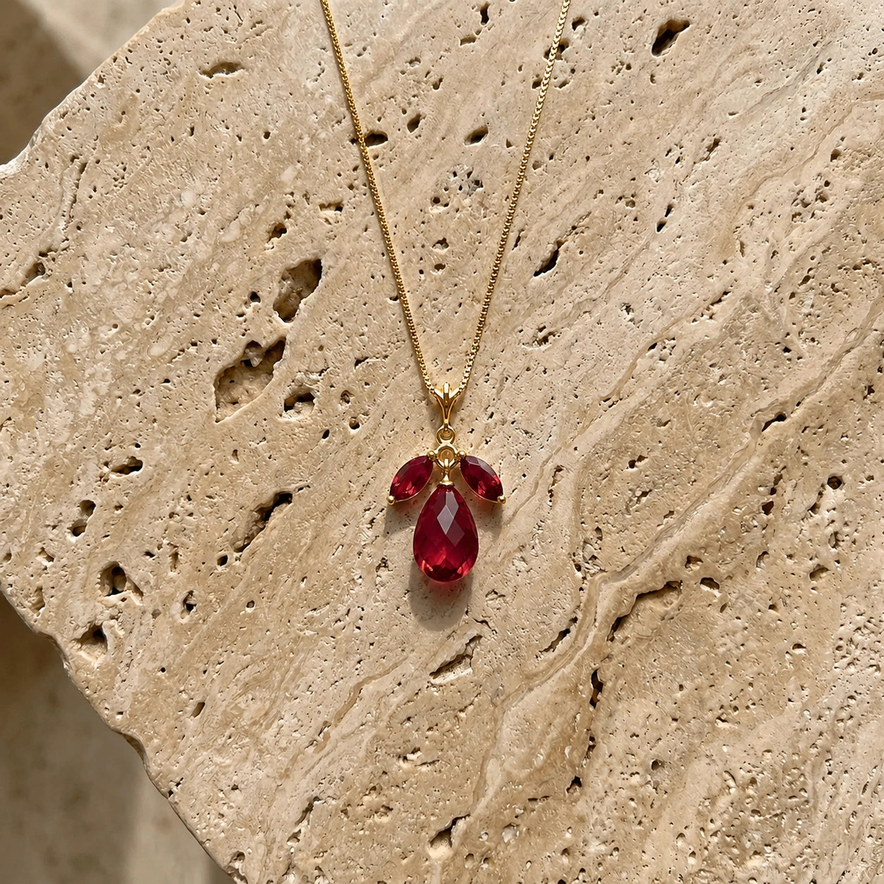 Yellow Gold Necklace Amethyst 10K — Laura