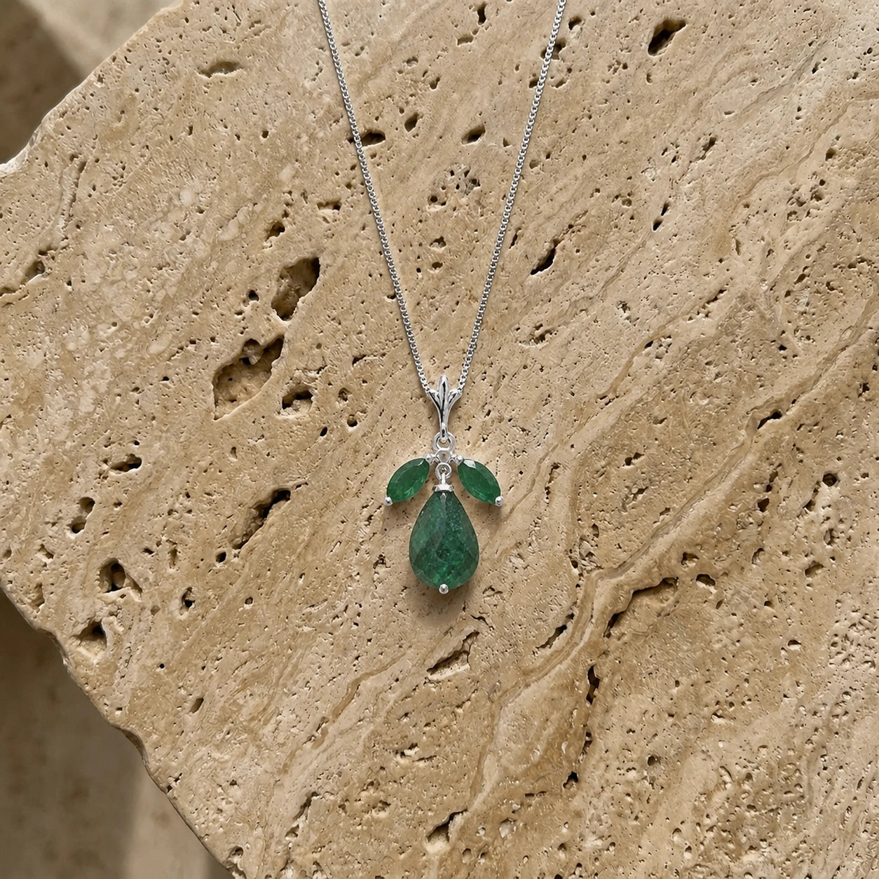 White Gold Necklace Blue Topaz 10K — Laura