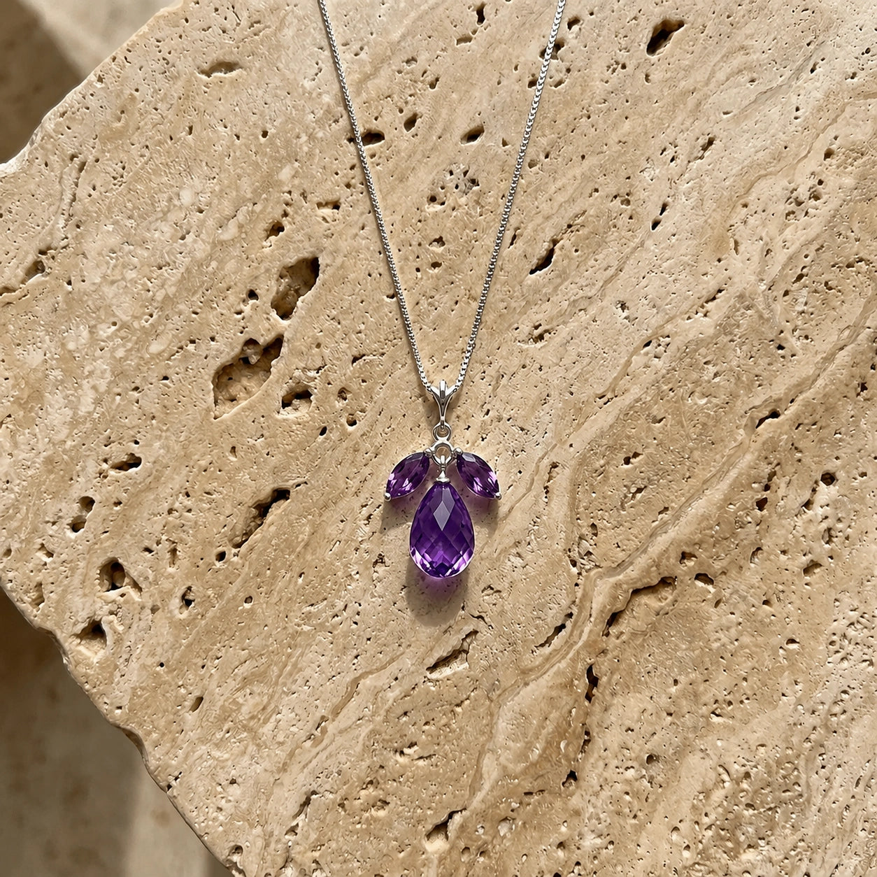 White Gold Necklace White Topaz 10K — Laura