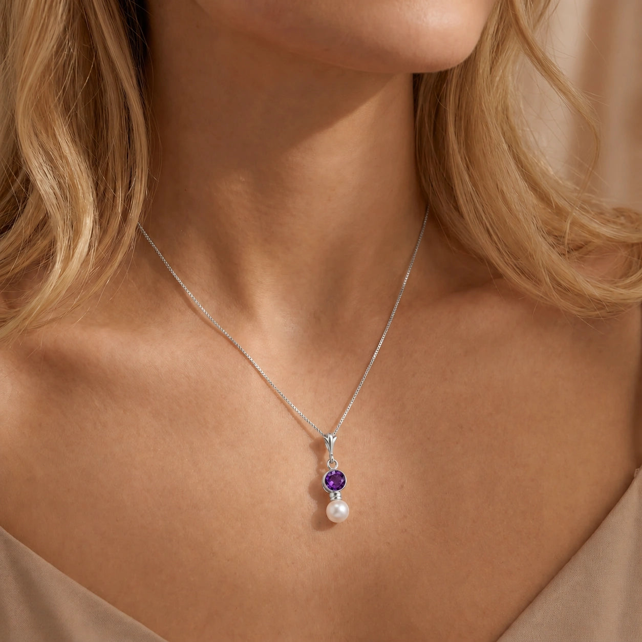 White Gold Rose Necklace Amethyst 10K — Laura