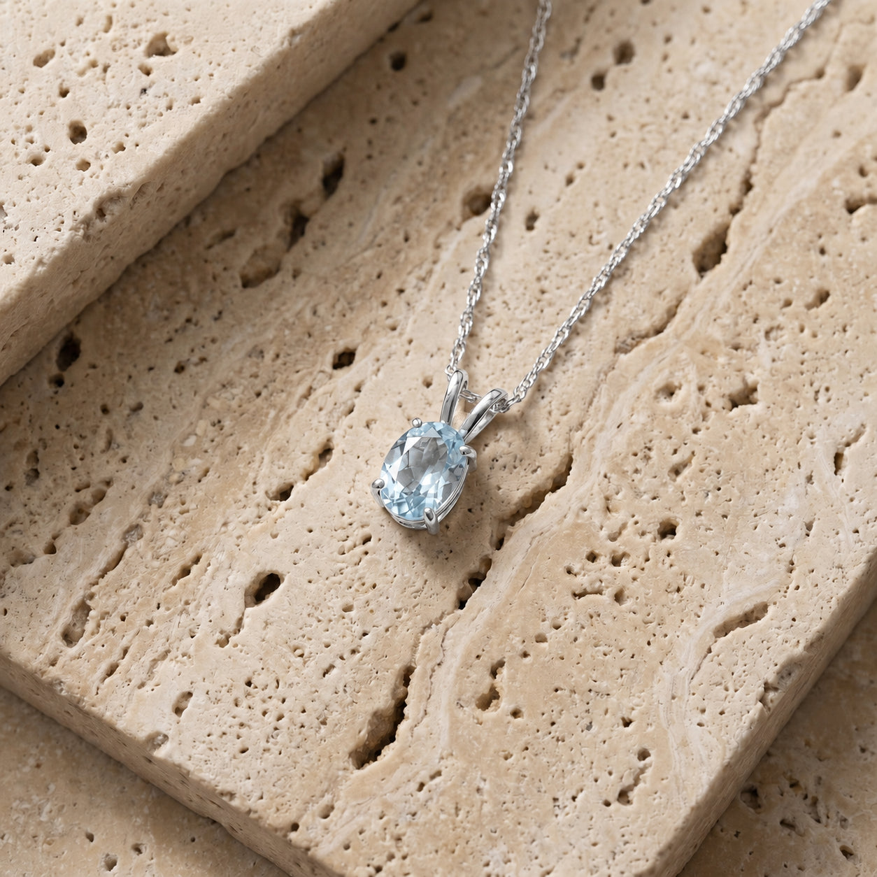 White Gold Belle Necklace Peridot 10K — Mimosa