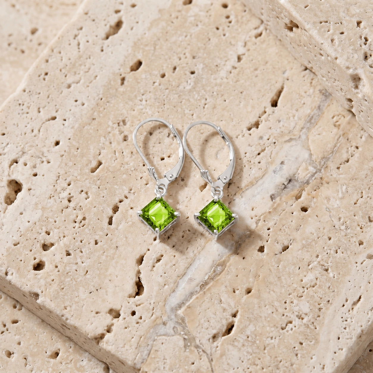 White Gold Eternal Earrings Peridot 10K — Raffaella