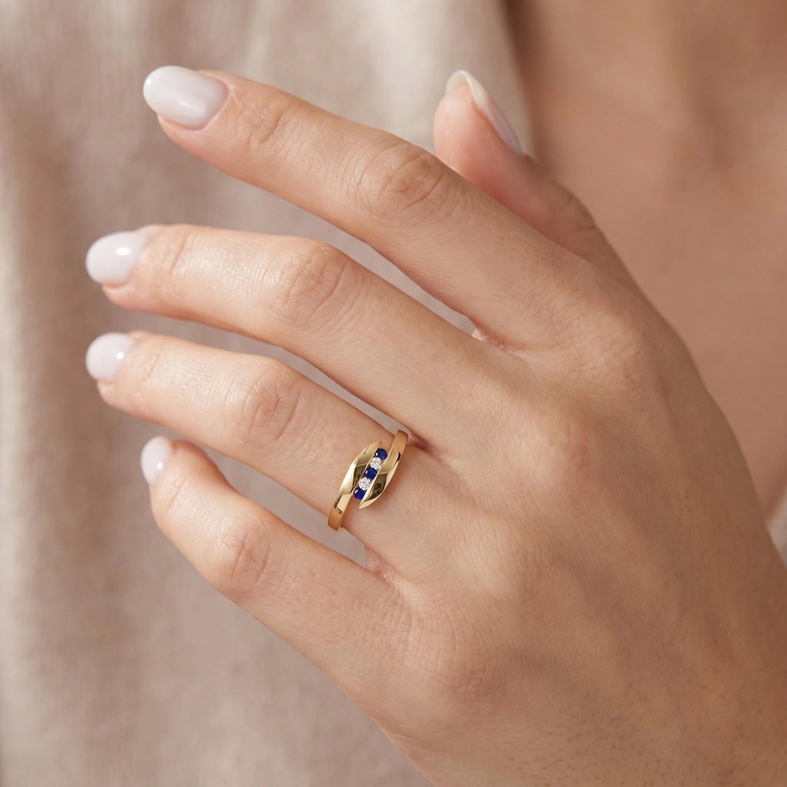 Yellow Gold Sapphire & Diamond — Leandra