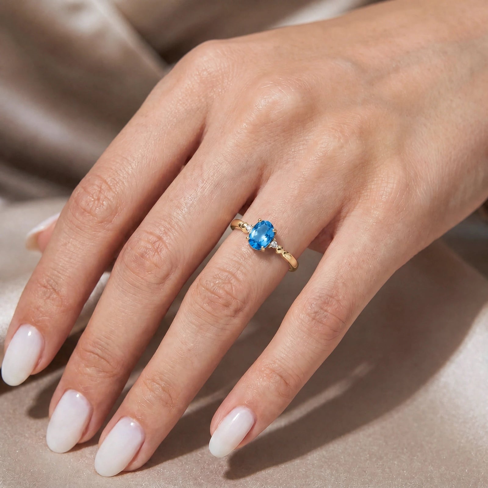 Yellow Gold Diamond & Blue Topaz — Leontina