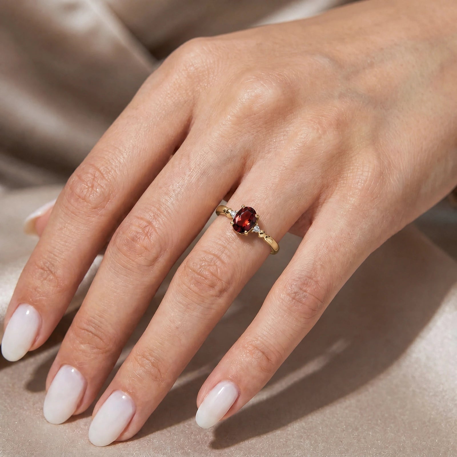Yellow Gold Diamond & Garnet — Leontina