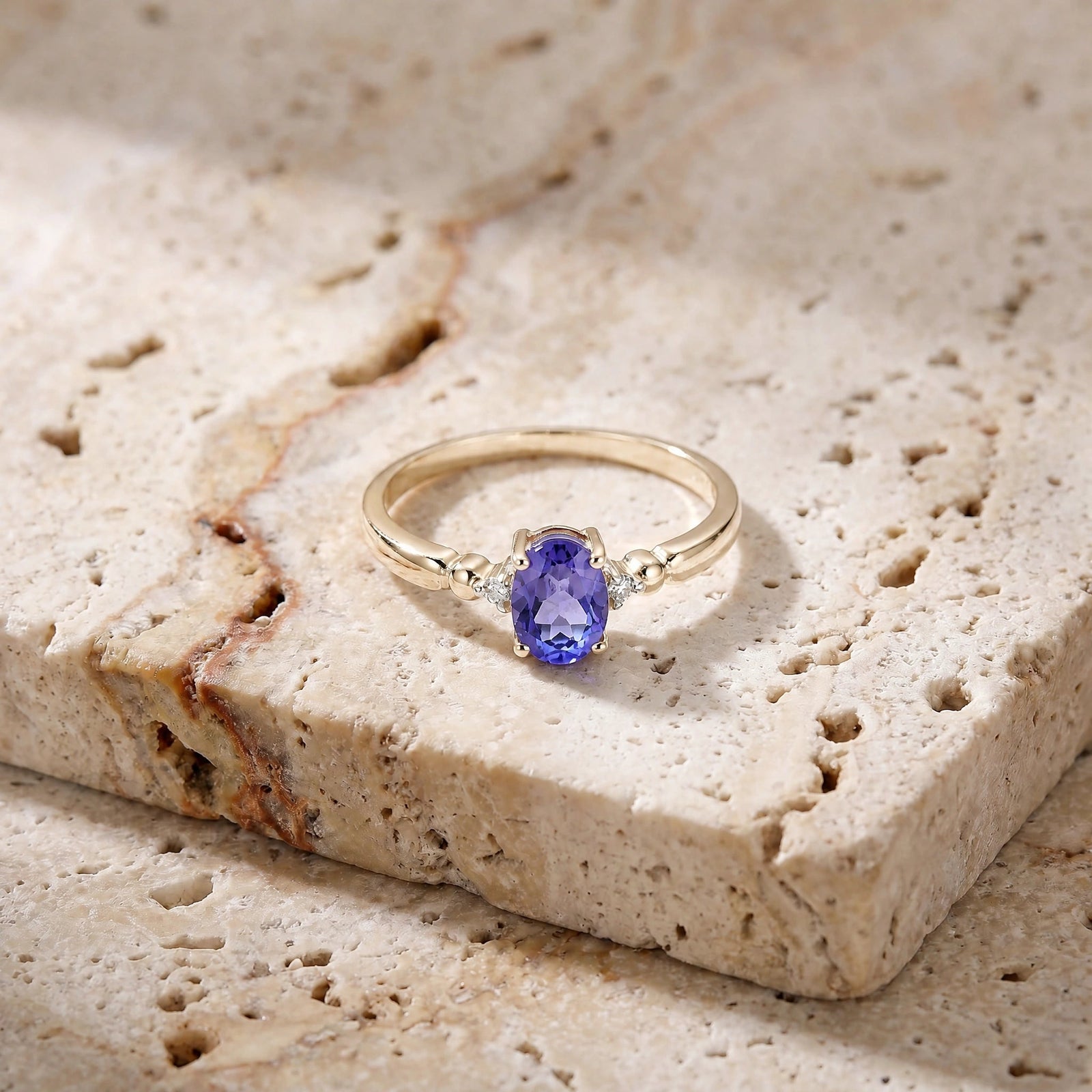 Yellow Gold Tanzanite & Diamond — Leontina