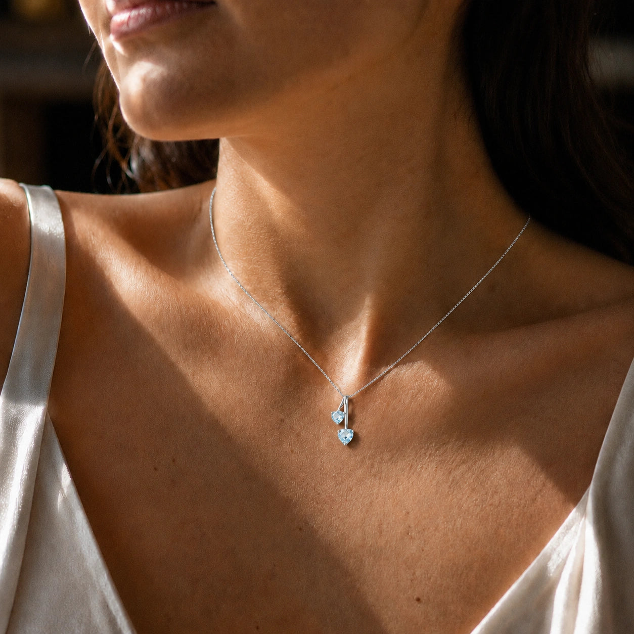 White Gold Aura Necklace Peridot 10K — Berenice