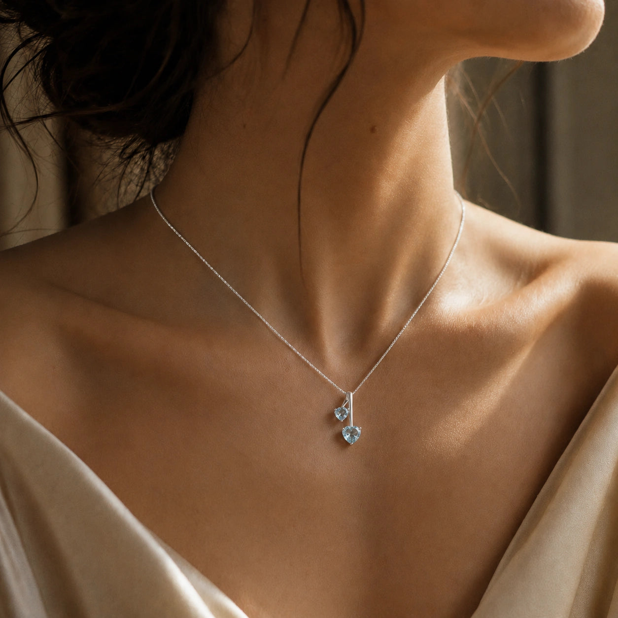 White Gold Aura Necklace Peridot 10K — Berenice