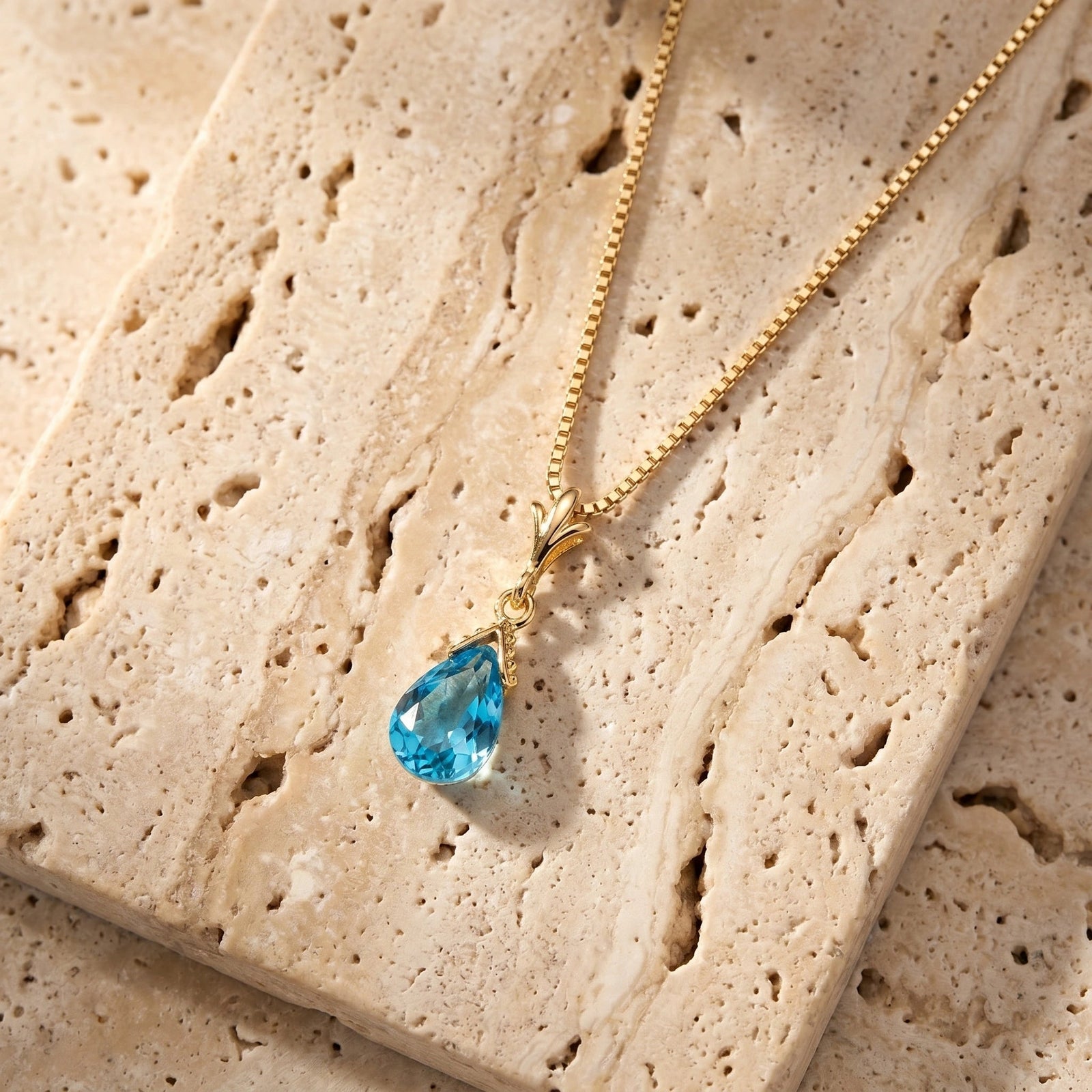 Yellow Gold Blue Topaz — Radegonda