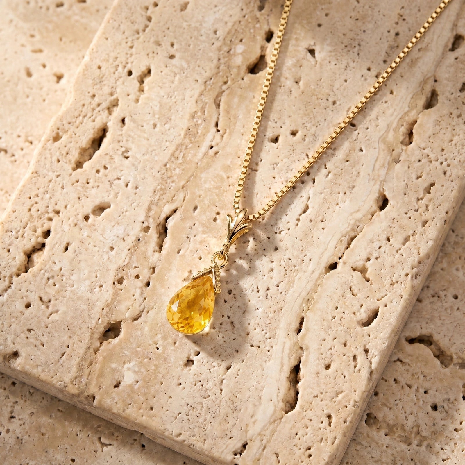 Yellow Gold Citrine — Radegonda