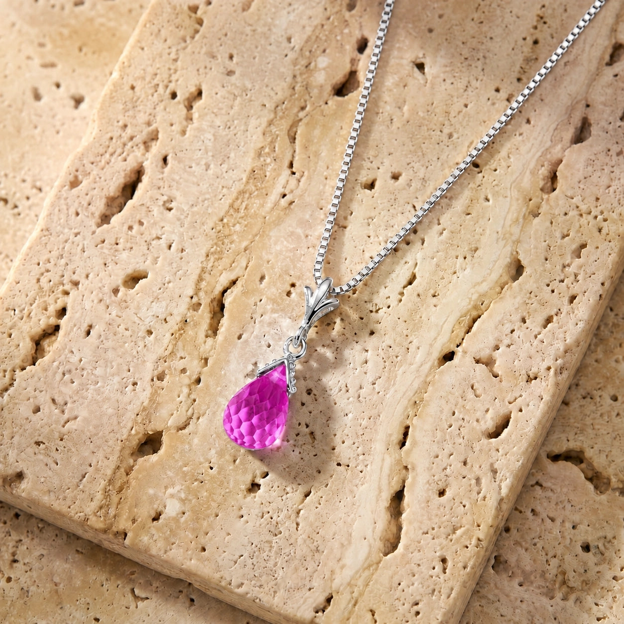 White Gold Pink Topaz — Radegonda
