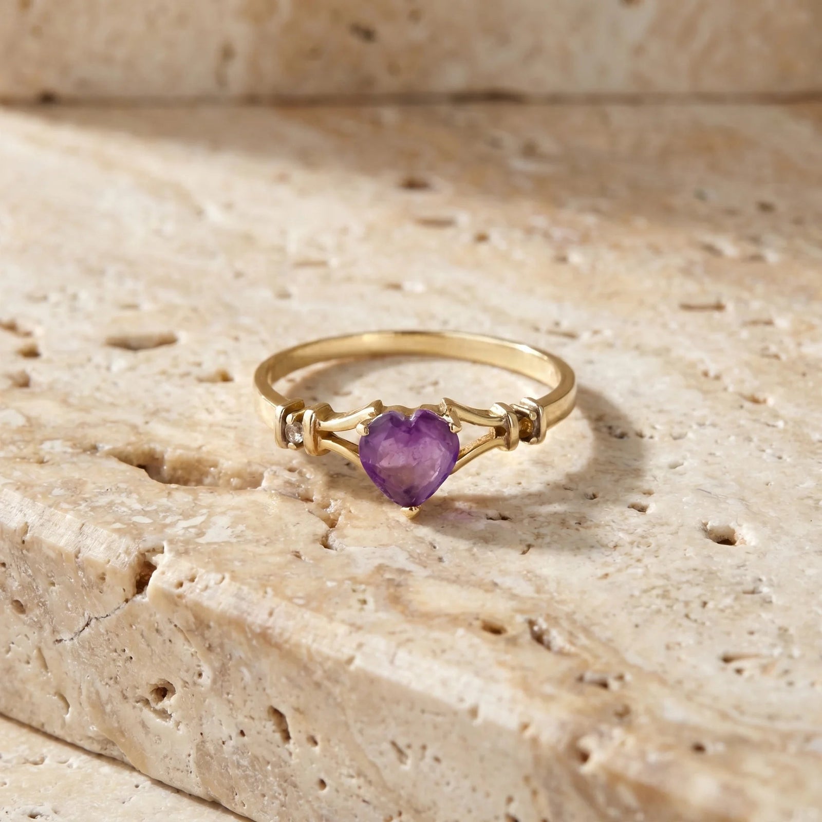 Yellow Gold Aura Ring Amethyst 10K — Loredana