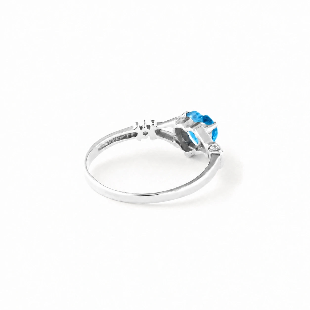 White Gold Aura Ring Blue Topaz 10K — Loredana