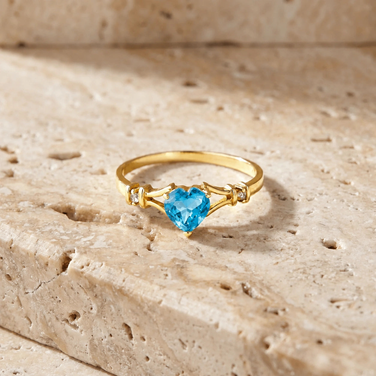 Yellow Gold Aura Ring Blue Topaz 10K — Loredana