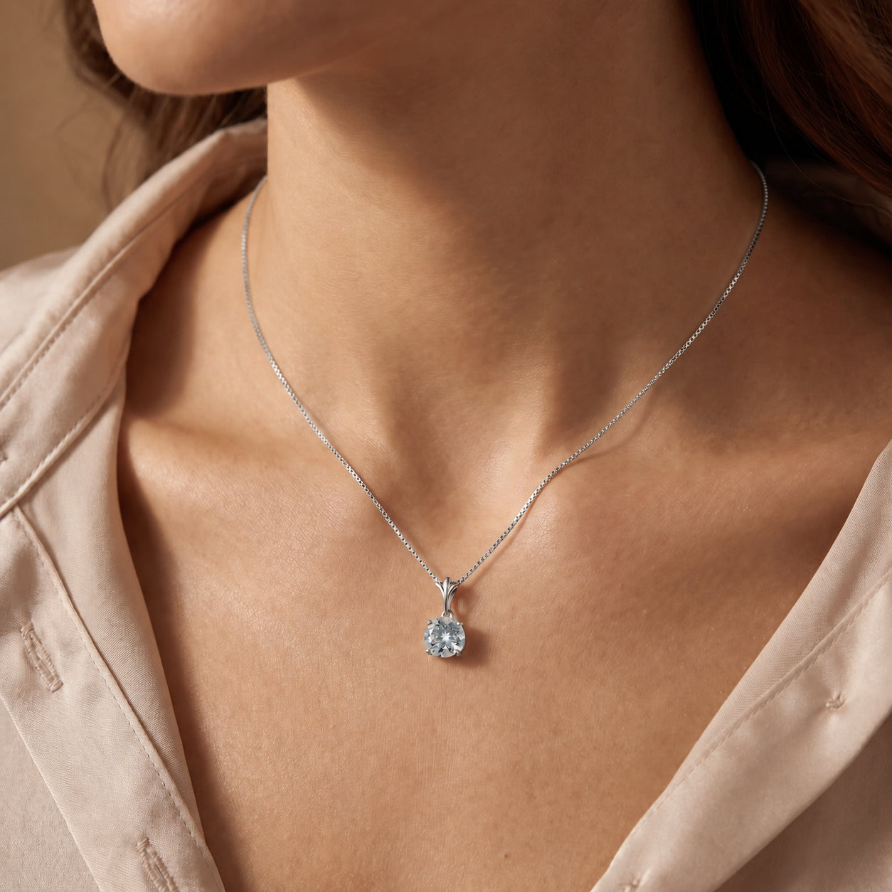 White Gold Petal Rose Necklace Peridot 10K — Liliana