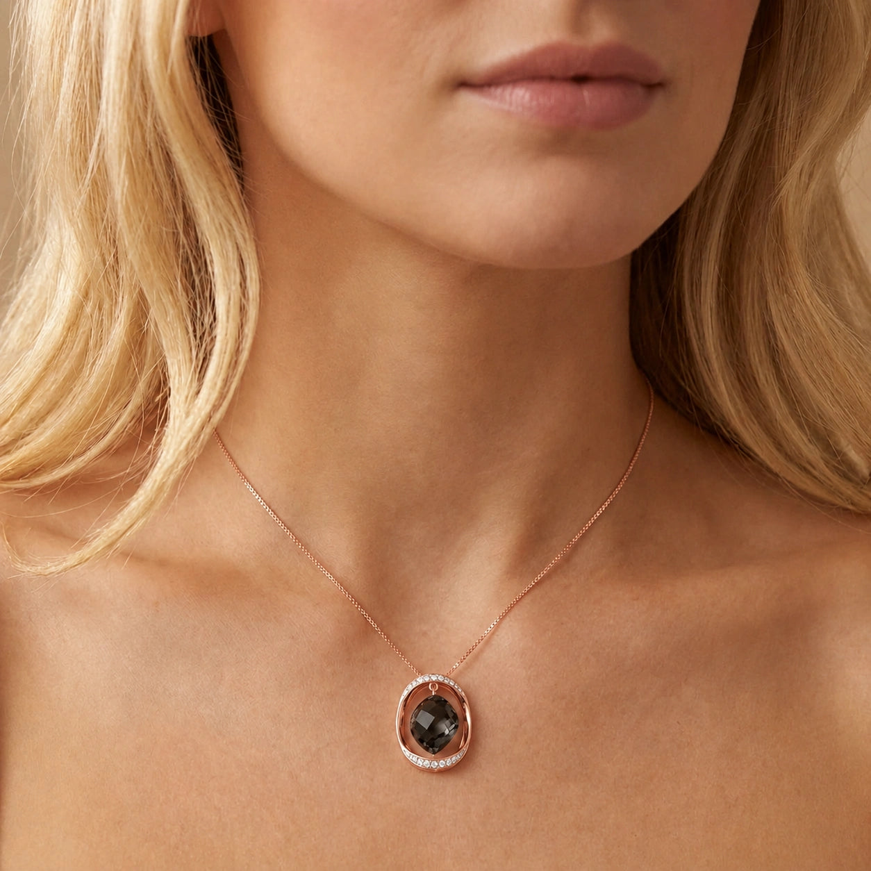 Rose Gold Pendant Necklace Diamond 10K — Loretta