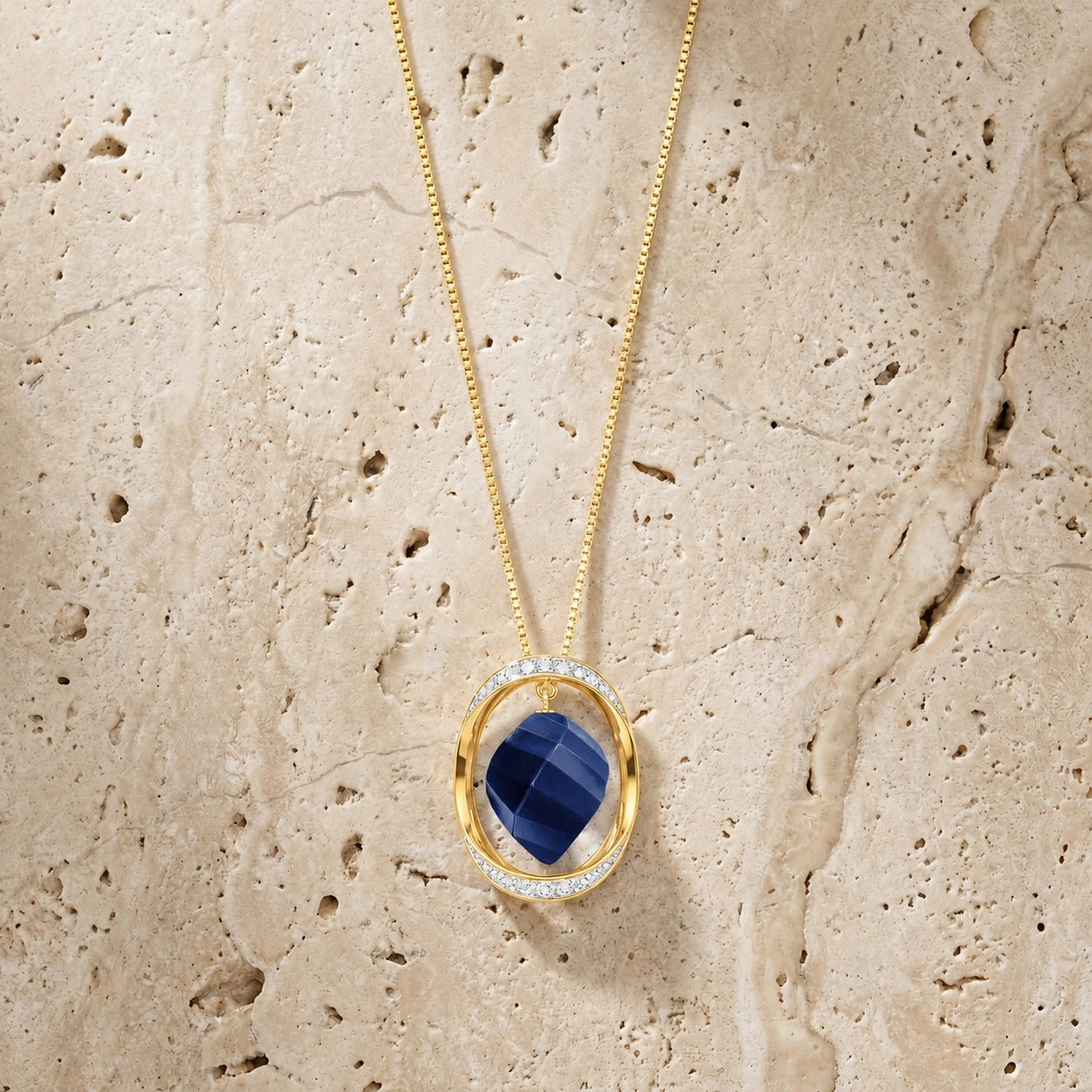 Yellow Gold Pendant Necklace Sapphire 10K — Loretta
