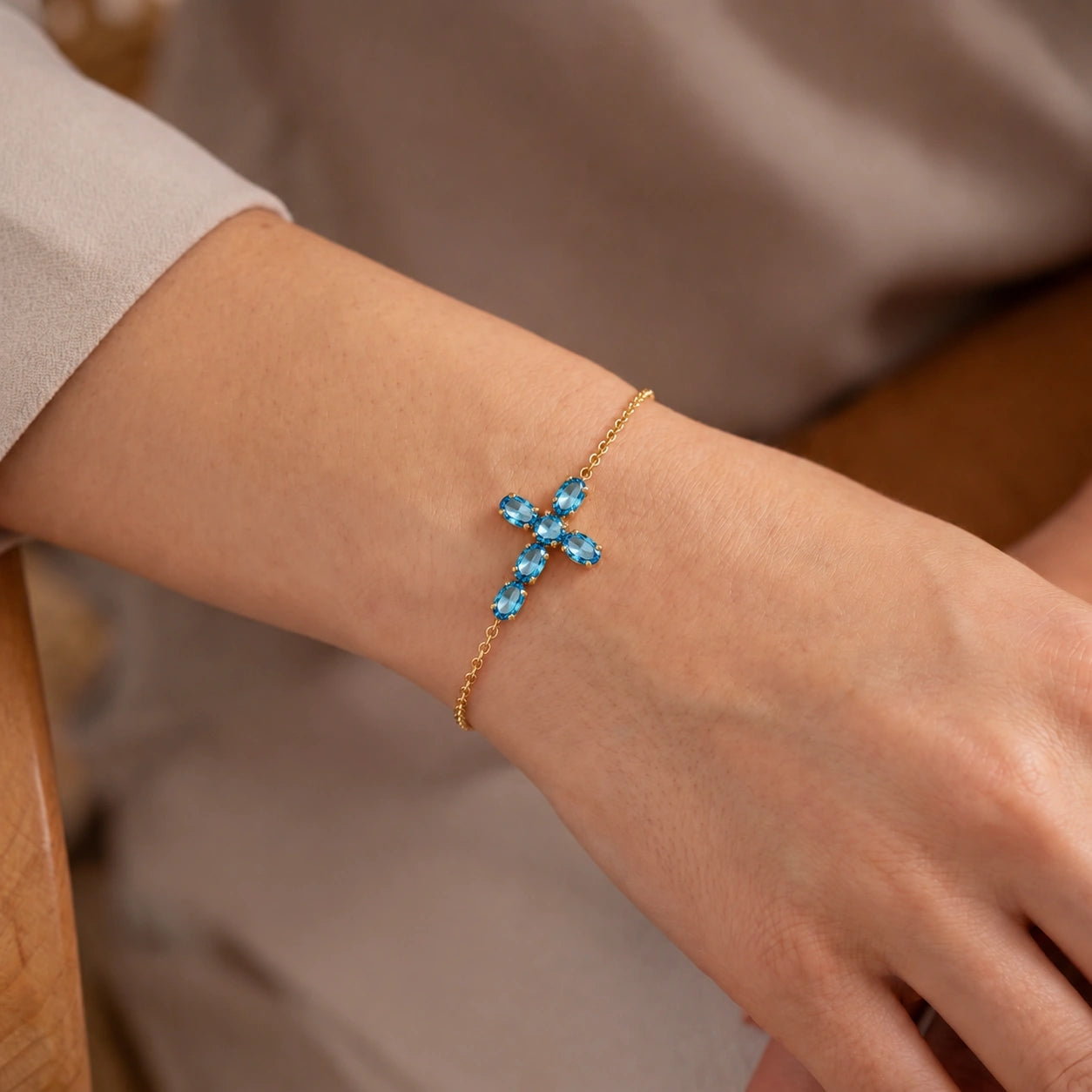 Yellow Gold Celeste Bracelet Blue Topaz 10K — Lucrezia