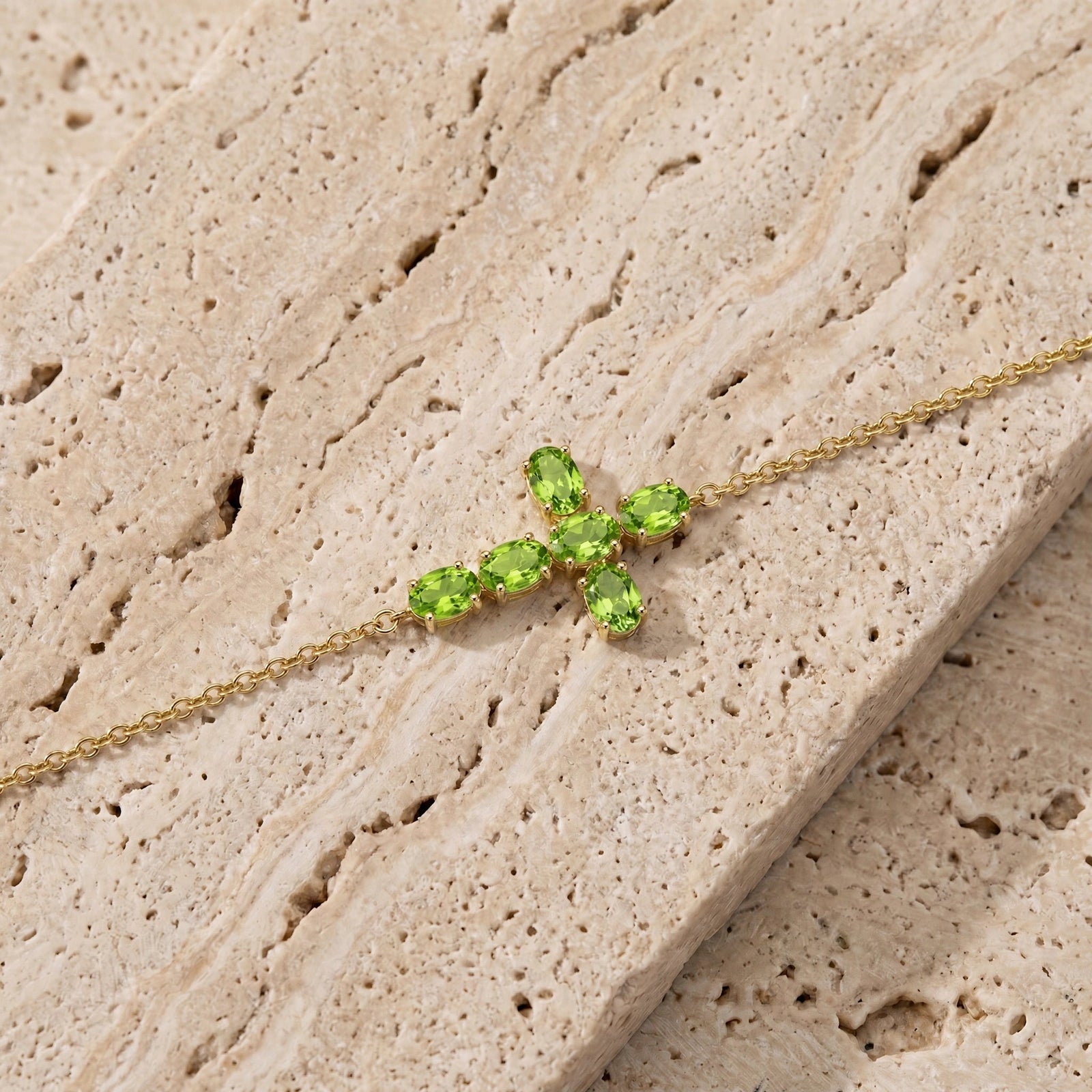 Yellow Gold Celeste Bracelet Peridot 10K — Lucrezia