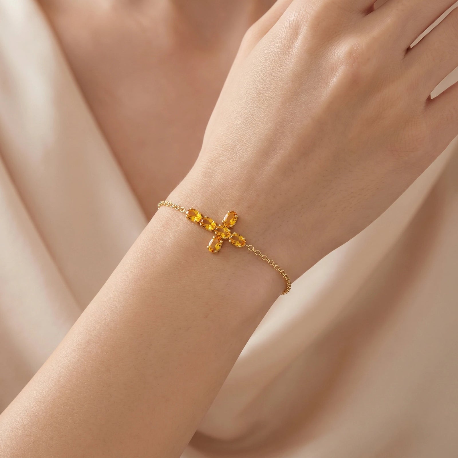 Yellow Gold Celeste Bracelet Citrine 10K — Lucrezia
