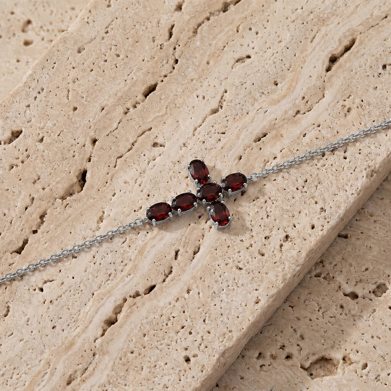 White Gold Garnet — Mariailenia