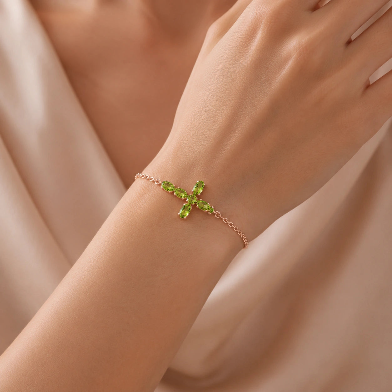 Rose Gold Peridot — Mariailenia