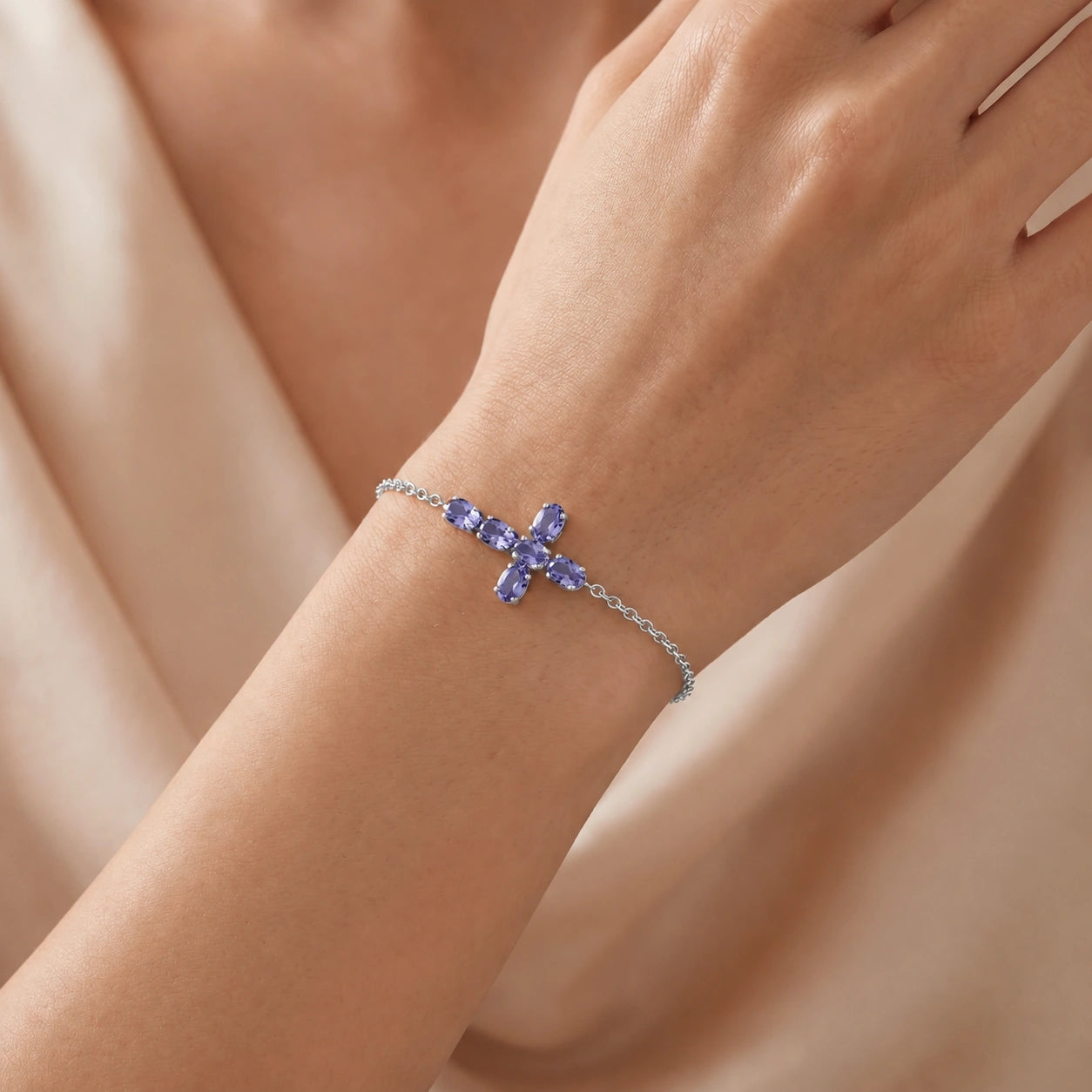 White Gold Celeste Bracelet Tanzanite 10K — Lucrezia