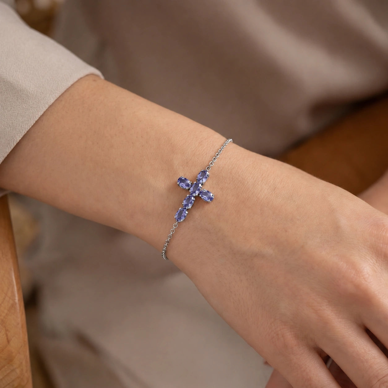 White Gold Celeste Bracelet Tanzanite 10K — Lucrezia