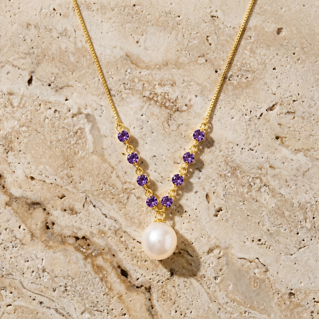 Yellow Gold Necklace Pearl 10K — Elvira