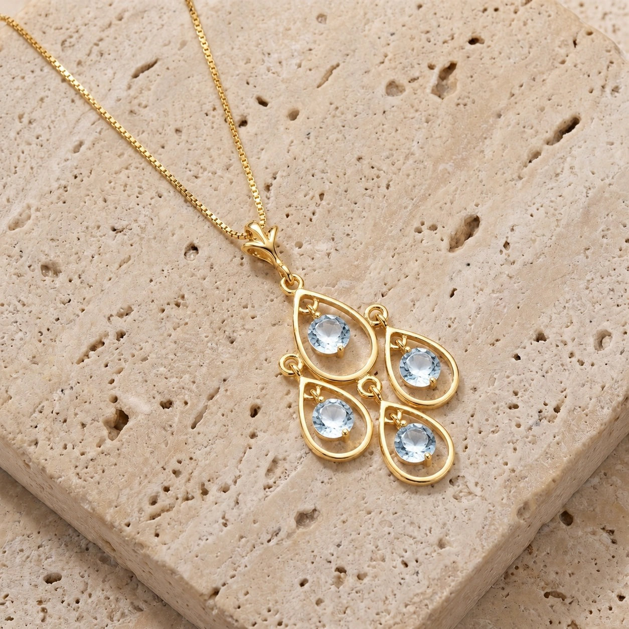 Yellow Gold Vintage Necklace Aquamarine 10K — Elisabetta