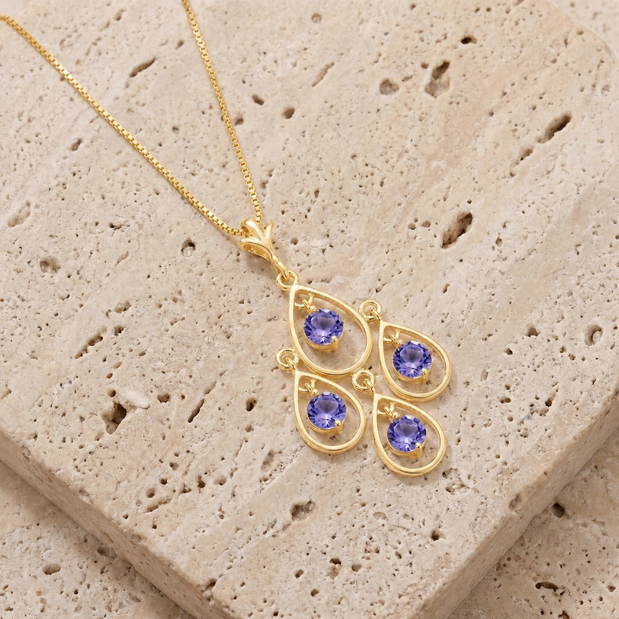 Yellow Gold Vintage Necklace Tanzanite 10K — Elisabetta