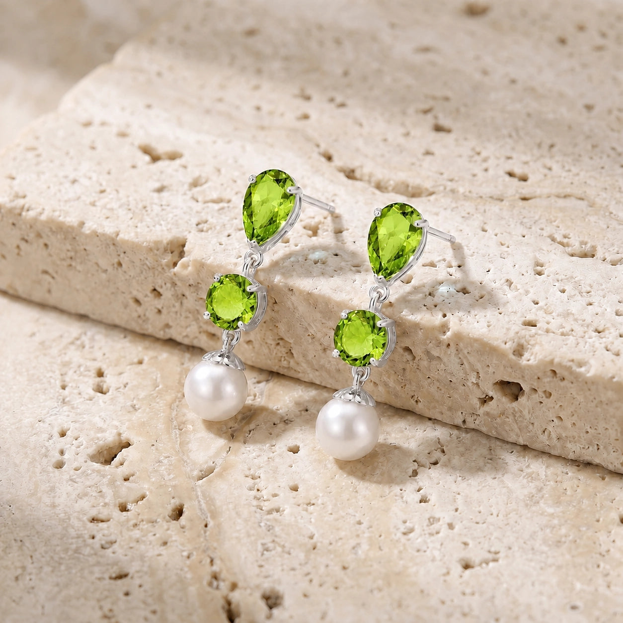 White Gold Pearl & Peridot — Mariacaterina
