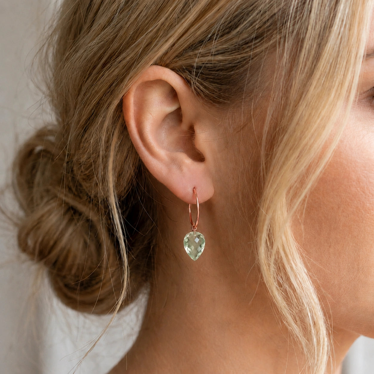 Rose Gold Pet Hoop Earrings Green Amethyst 10K — Malvina
