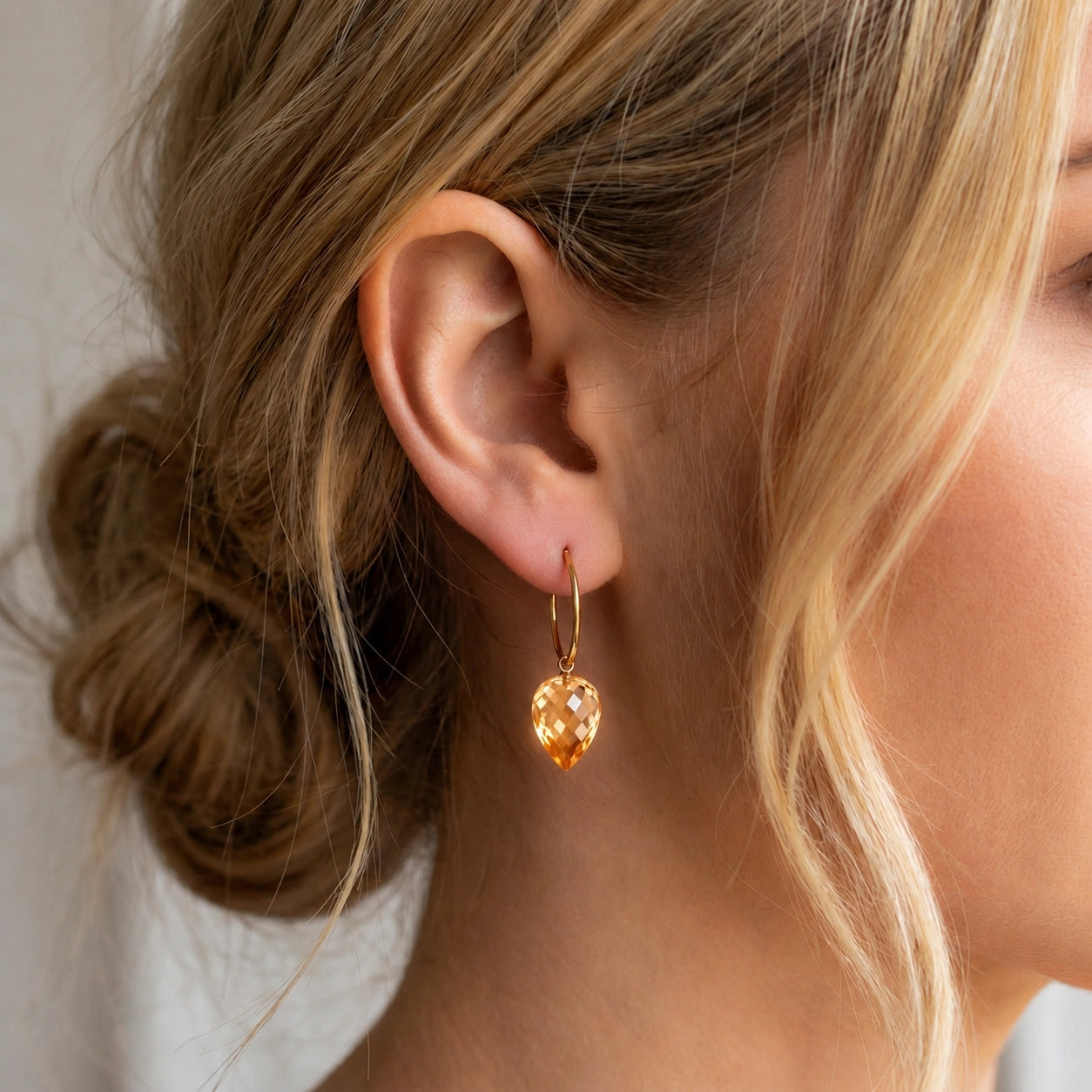 Yellow Gold Pet Hoop Earrings Citrine 10K — Malvina
