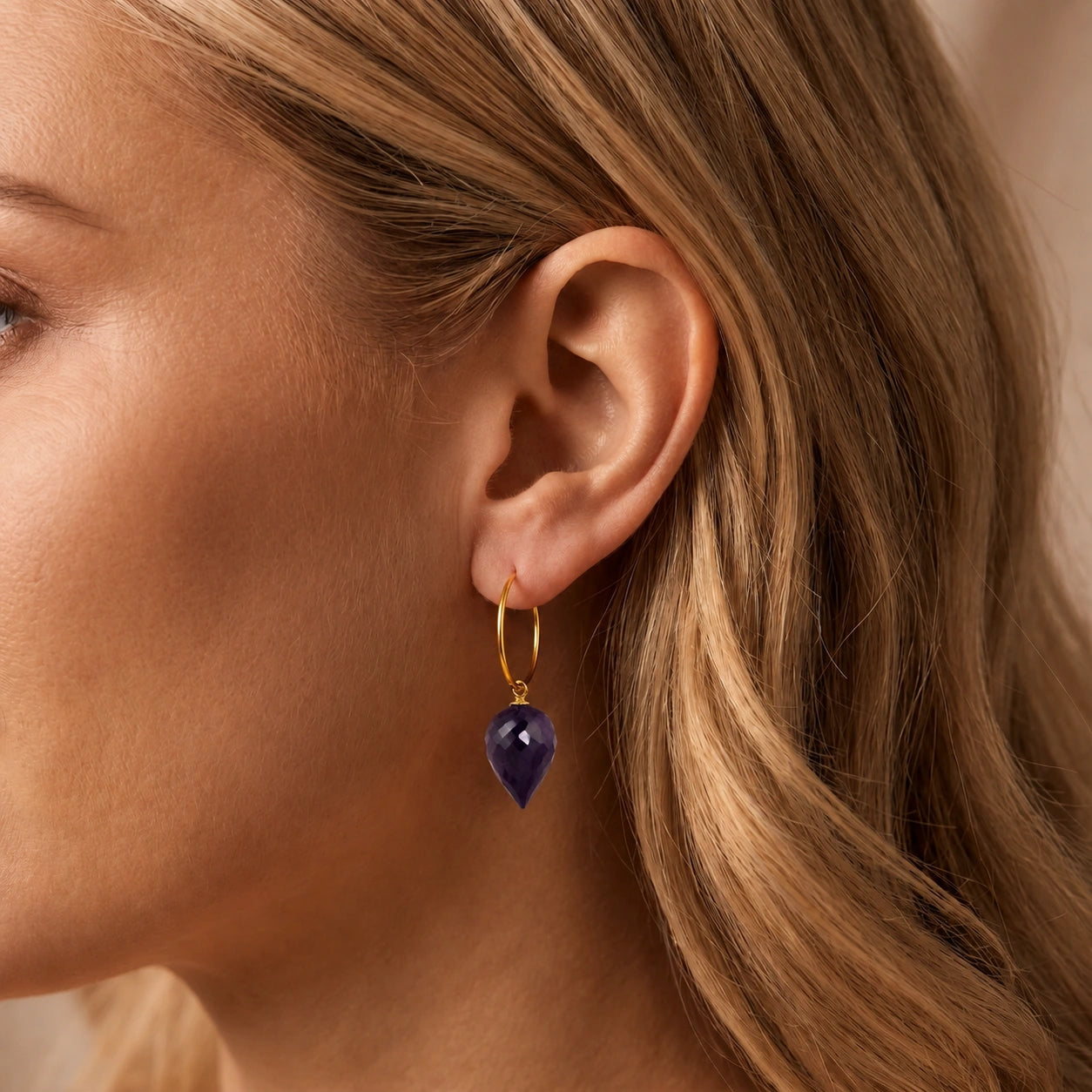 Yellow Gold Pet Hoop Earrings Sapphire 10K — Malvina