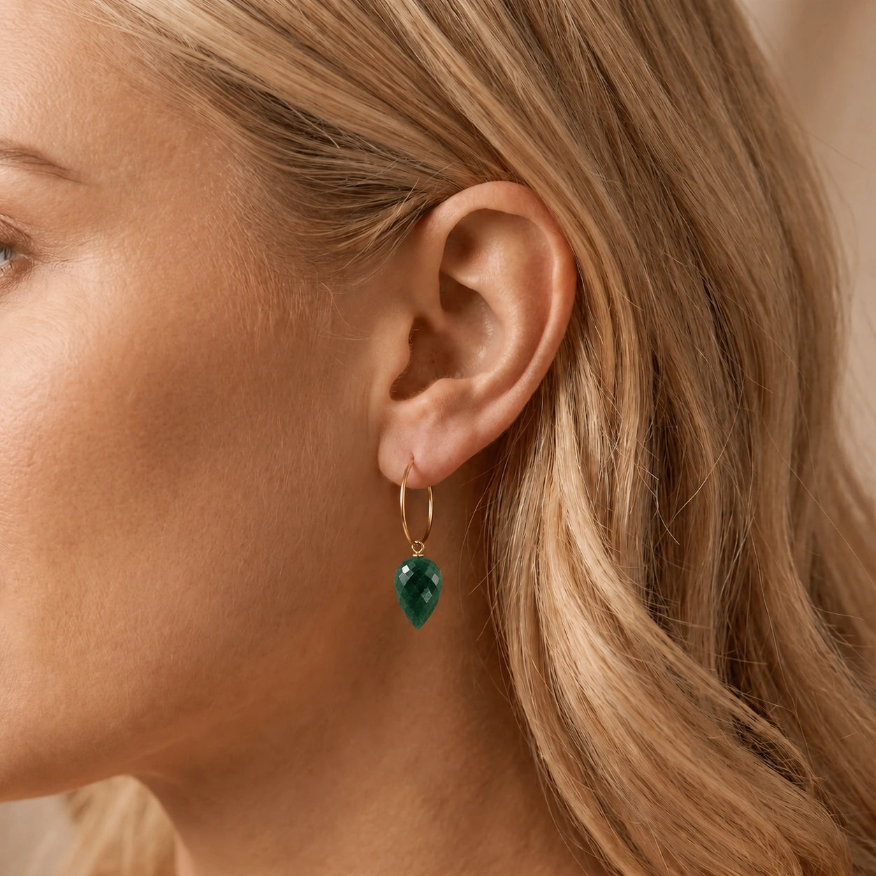 Yellow Gold Pet Hoop Earrings Emerald 10K — Malvina