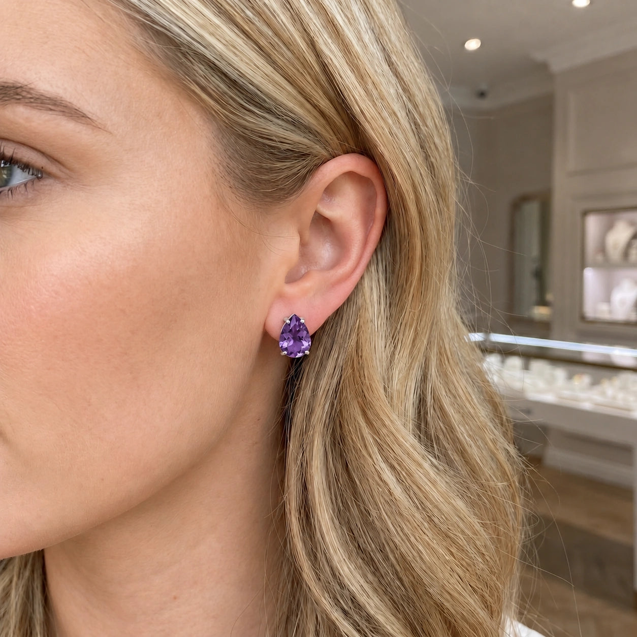 White Gold Amethyst — Mariafrida