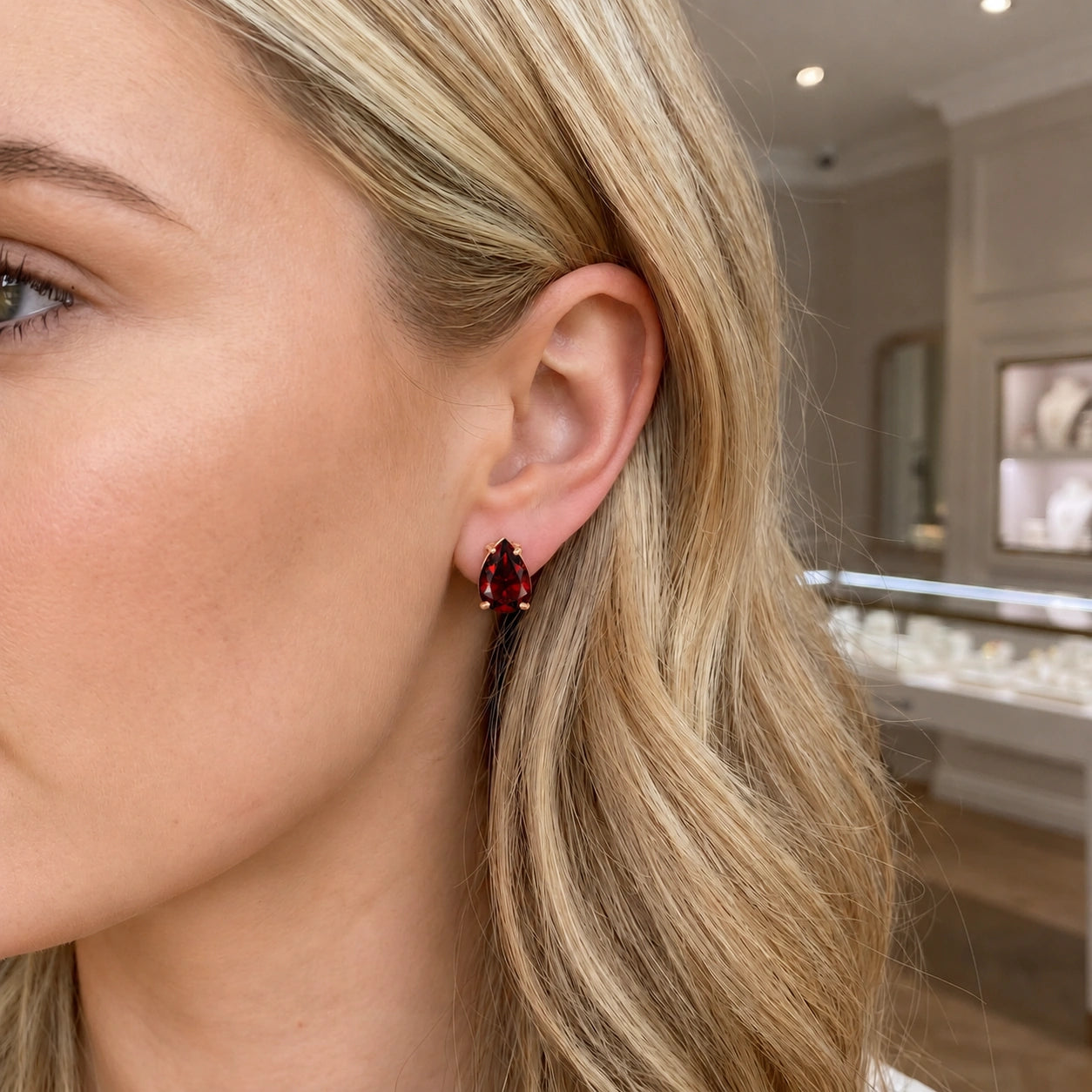 Rose Gold Garnet — Mariafrida