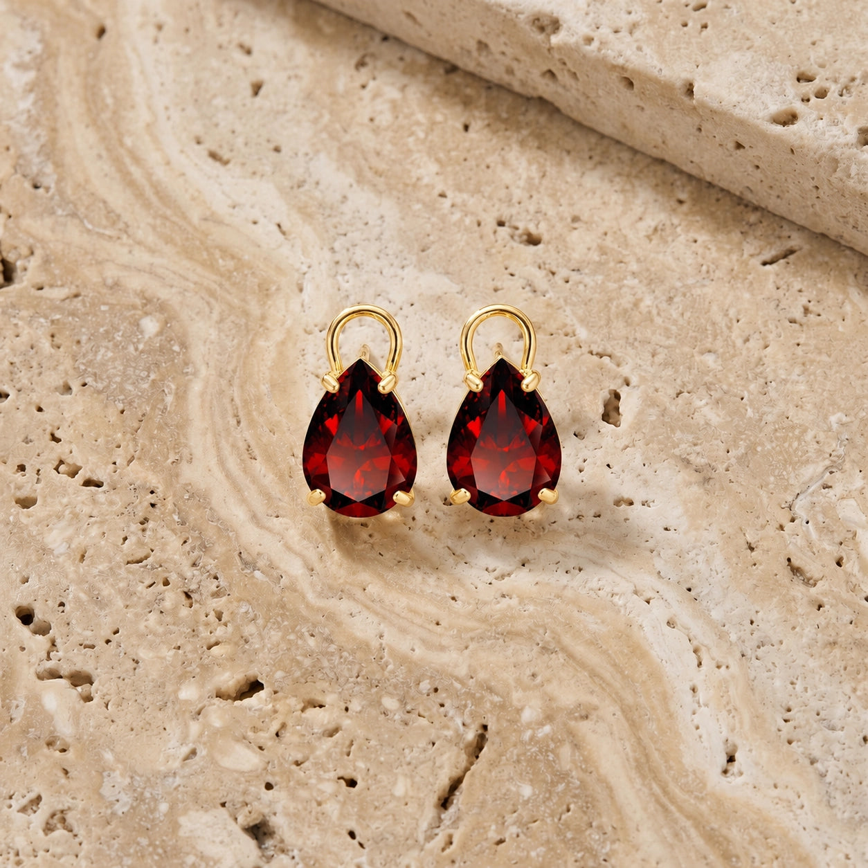 Yellow Gold Garnet — Mariafrida