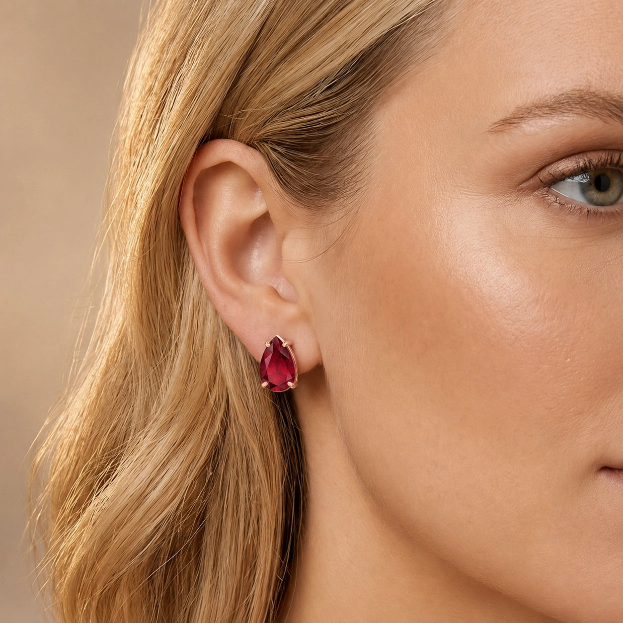 Rose Gold Ruby — Mariafrida