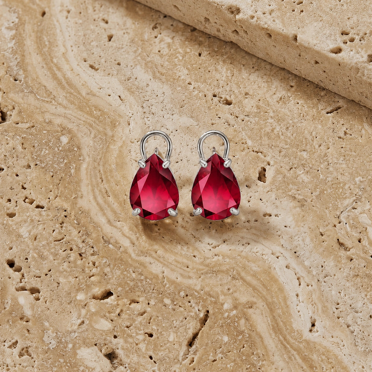 White Gold Ruby — Mariafrida