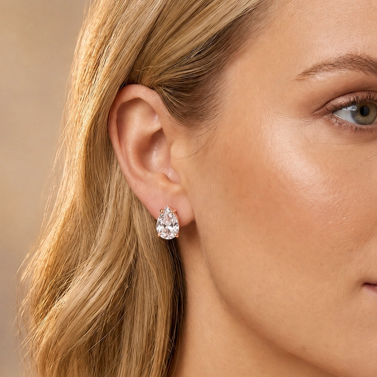 Rose Gold White Topaz — Mariafrida