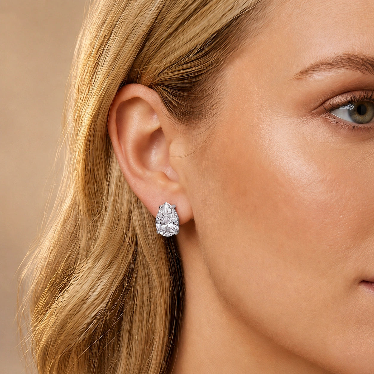 White Gold White Topaz — Mariafrida