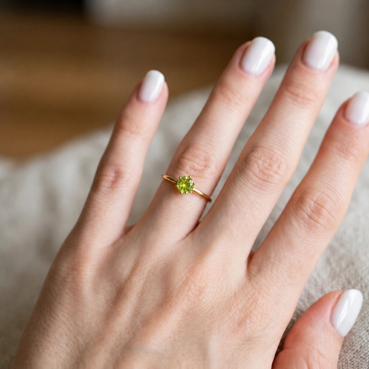 Yellow Gold Ring Peridot 10K — Eufemia