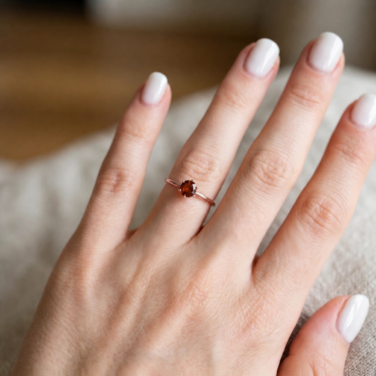 Rose Gold Ring Garnet 10K — Eufemia