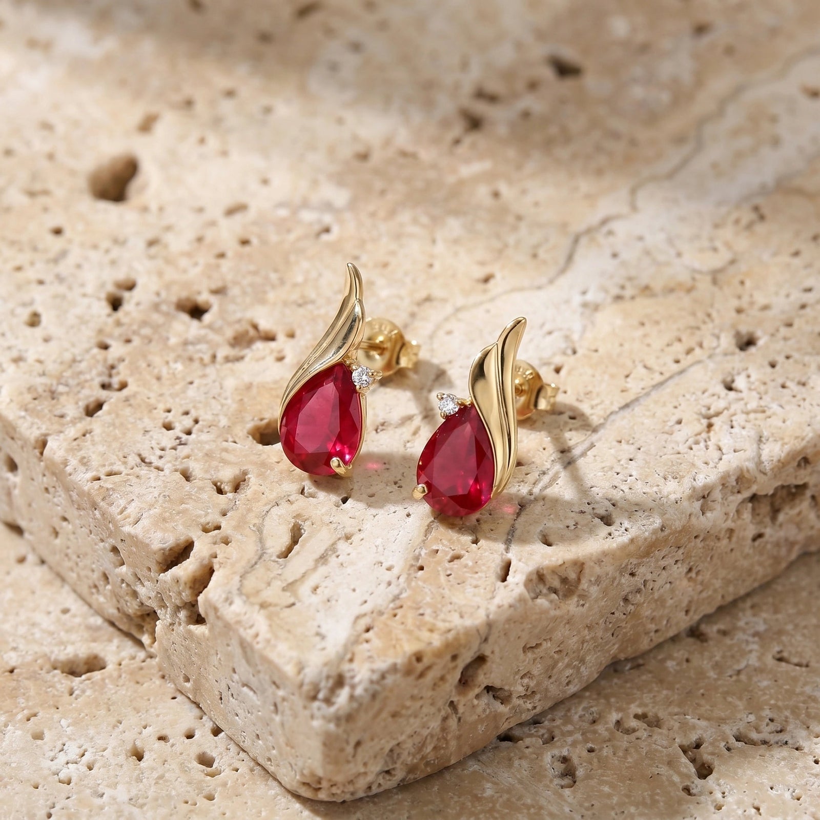 Yellow Gold Signature Stud Earrings Ruby 10K — Tosca
