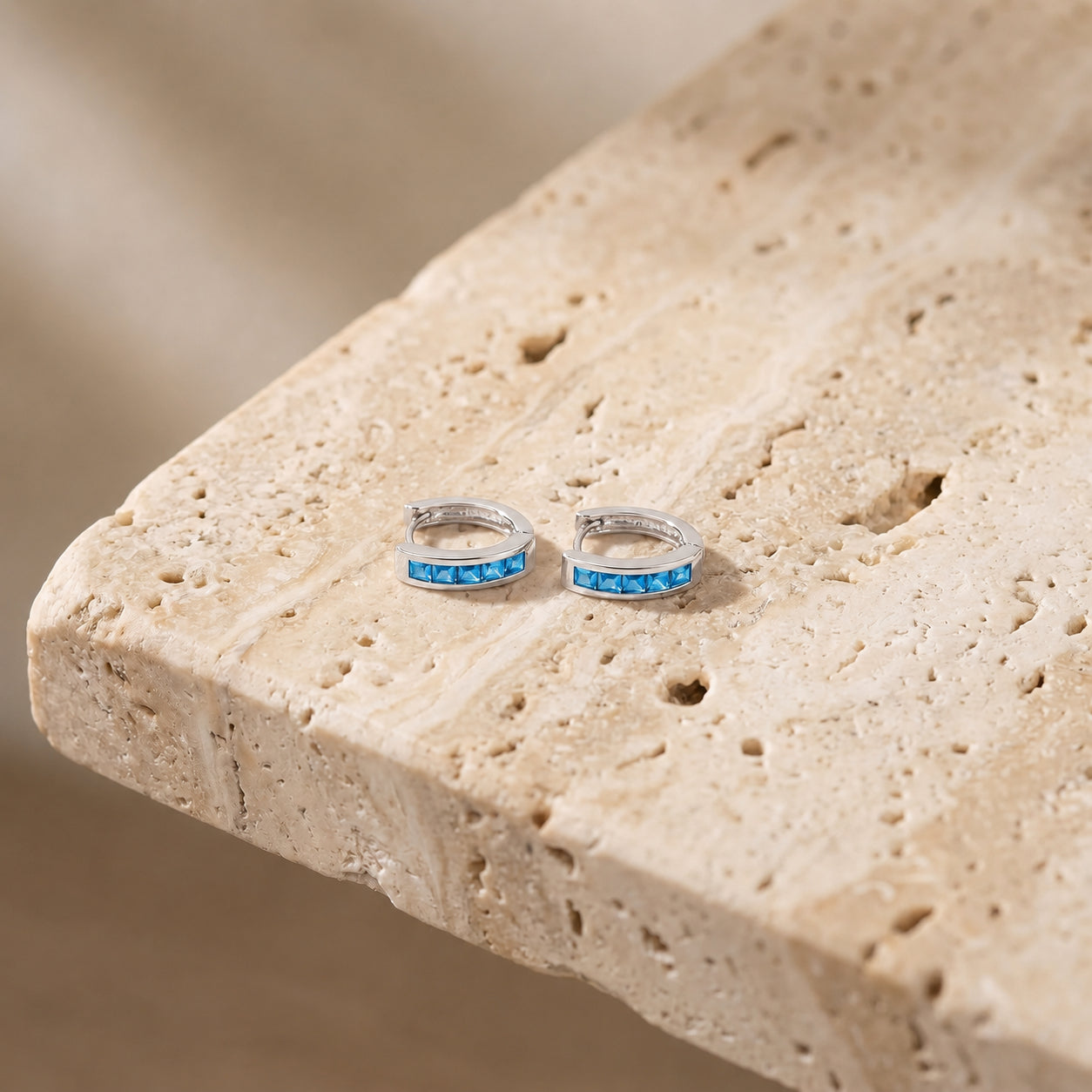 White Gold Heritage Earrings Peridot 10K — Celestina